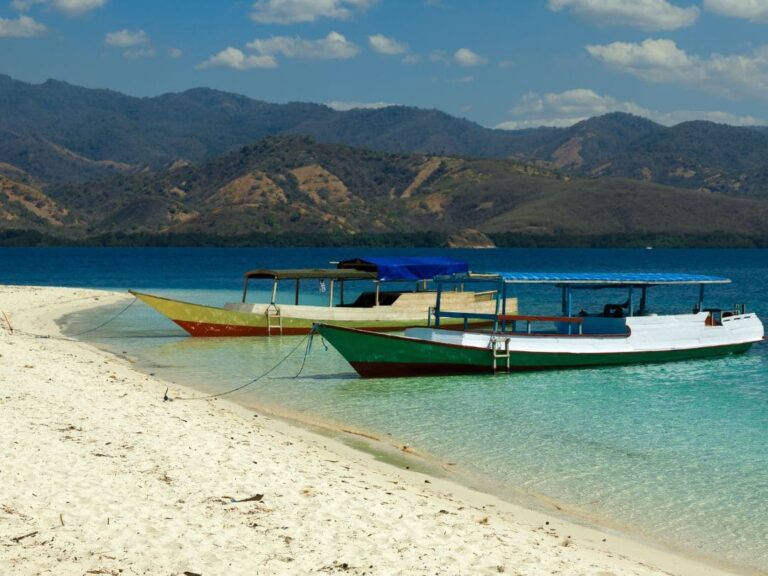 Viaje a Komodo en lancha